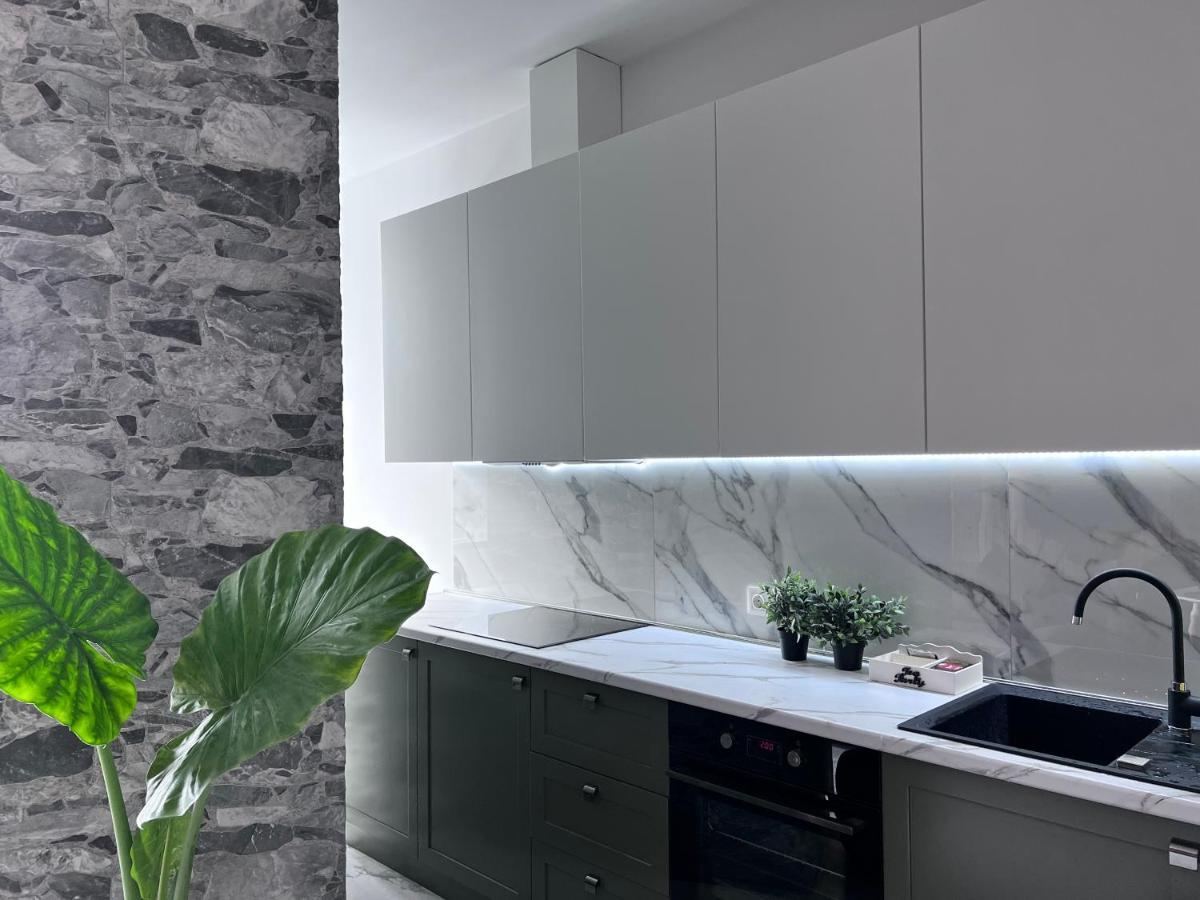 Apartment In Axis Towers, Tbilisi Business Center Экстерьер фото